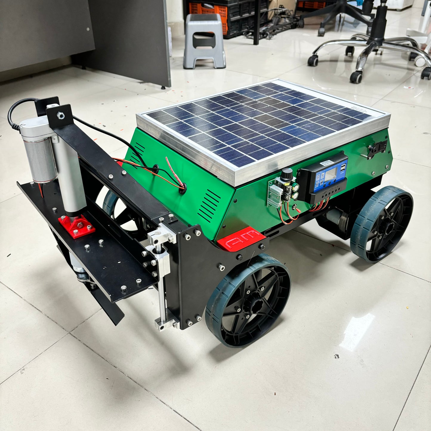 Solar Panel Powered Grass Cutting Robot (For Price Contact Us)